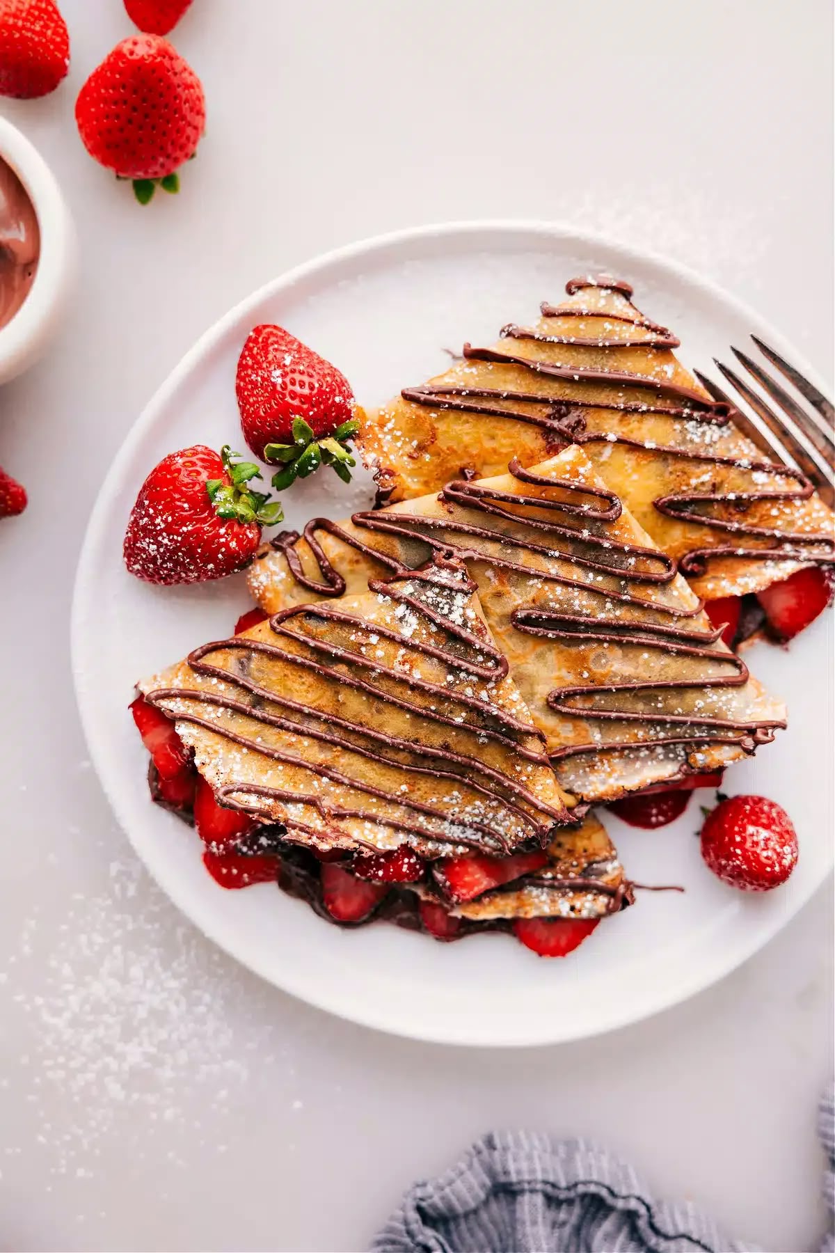 Crepes-with-Nutella-and-Strawberries