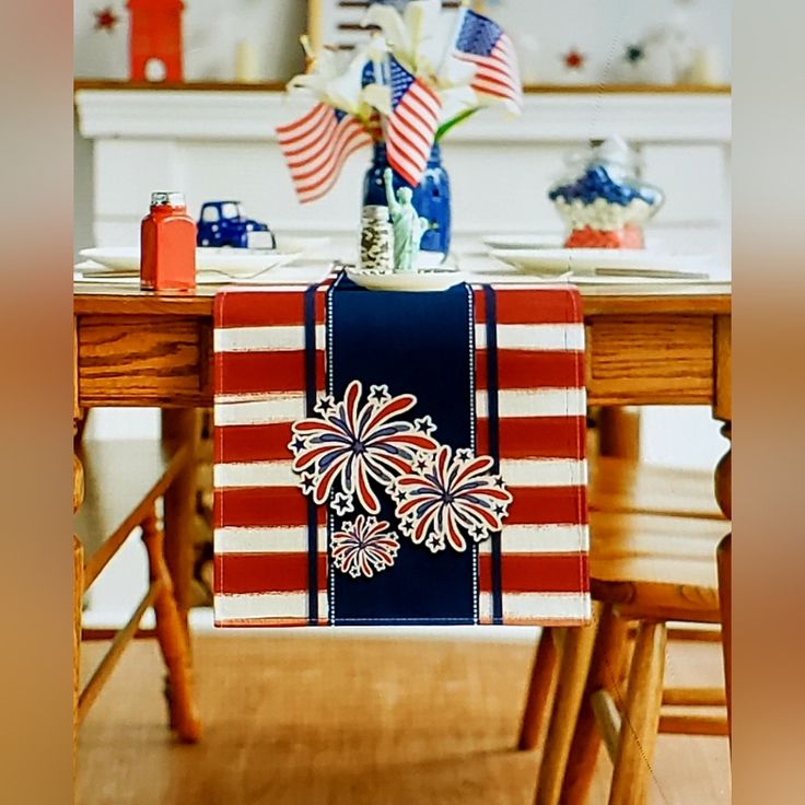 DIY-Firework-Table-Runner.