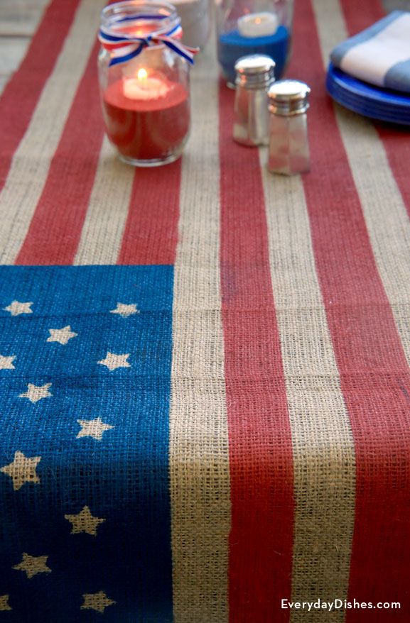 DIY-Painted-Table-Runner.