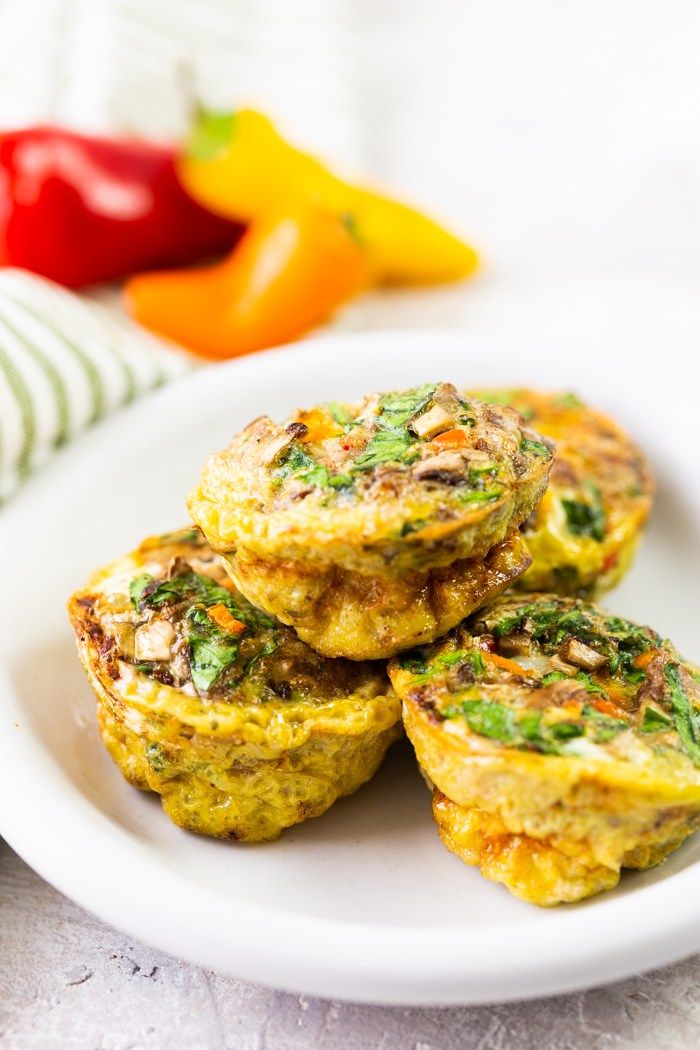 Egg-Muffins-with-Sausage-and-Veggies