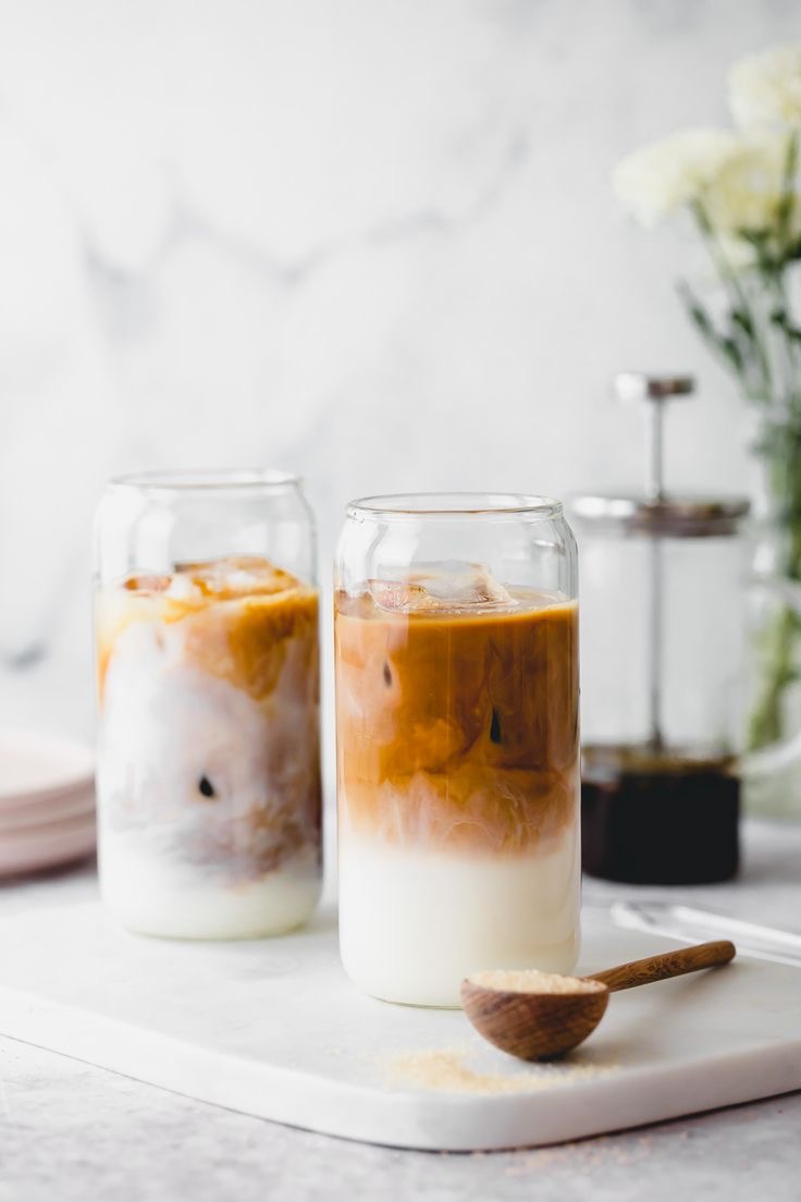 Freshly-Brewed-Iced-Coffee-Bar.