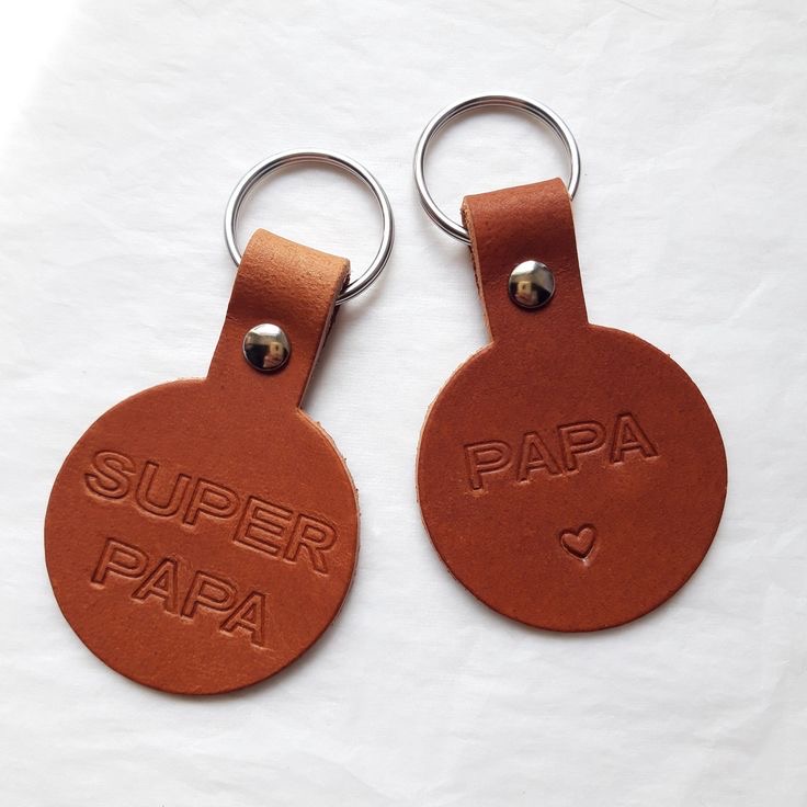 Handmade-Leather-Keychain.