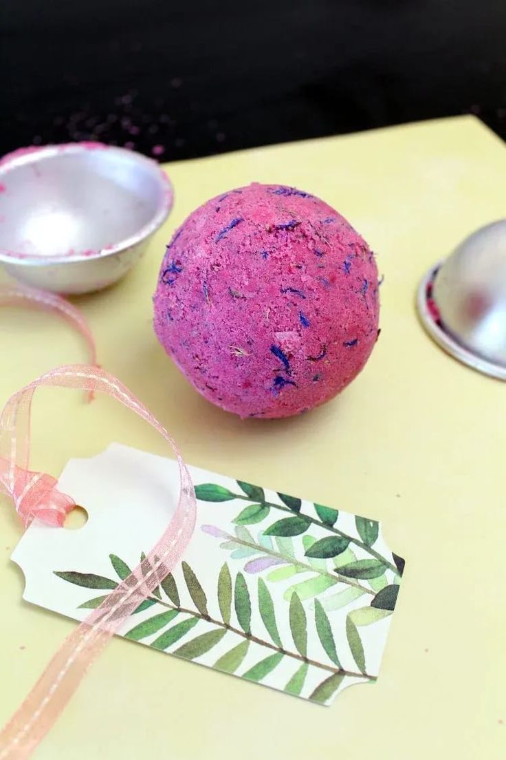 Homemade-Bath-Bombs-as-29-Last-Minute-DIY-Mothers-Day-Gift-Ideas-That-Still-Feel-Special.