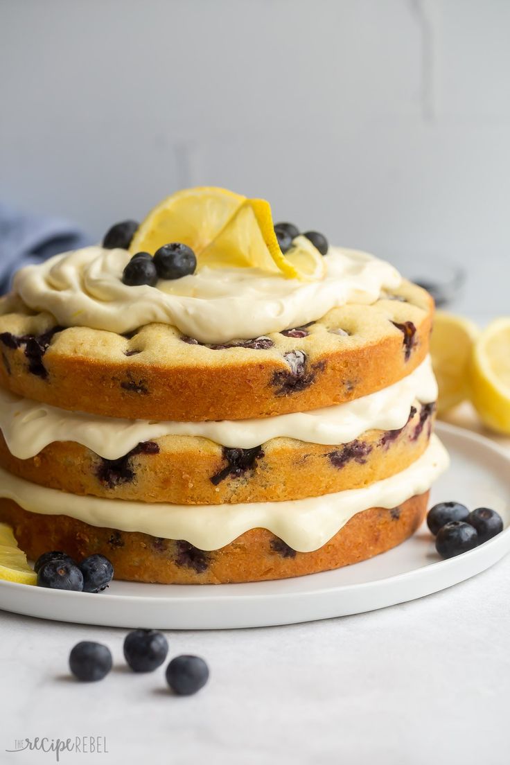 Lemon-Blueberry-Cake