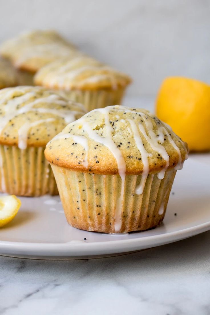  Lemon-Poppy-Seed-Muffins