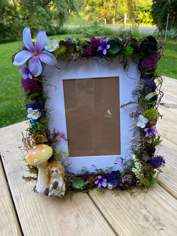 
Nature-Inspired-Picture-Frame-as-35-Cute-and-Easy-Mothers-Day-Crafts-for-Kids-to-Make