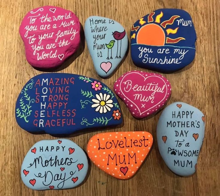 Painted-Rock-Magnets-as-35-Cute-and-Easy-Mothers-Day-Crafts-for-Kids-to-Make