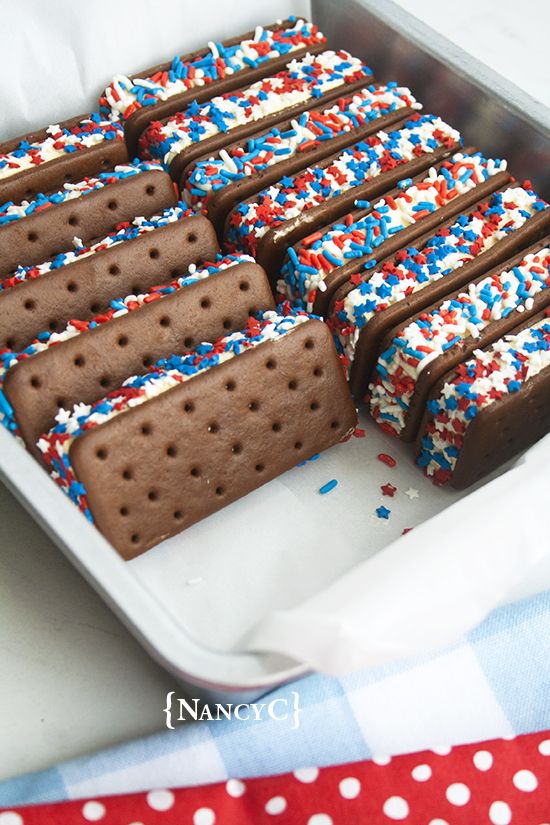 Patriotic-Ice-Cream-Sandwiches