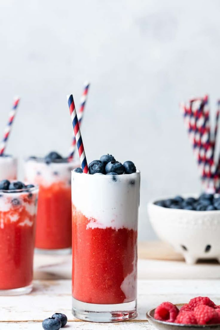 Red-White-Blue-Smoothie-Non-Alcoholic.-as-31-Must-Try-4th-of-July-Drink-Recipes-Both-Alcoholic-Non-Alcoholic.