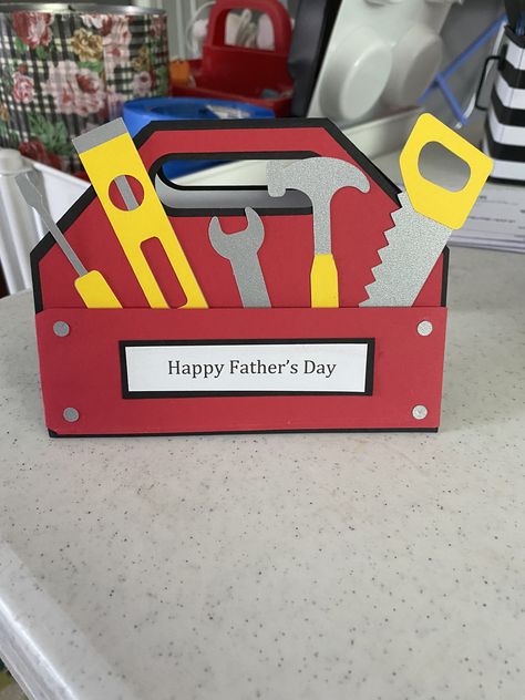 Tool-Themed-Card.-as-27-DIY-Fathers-Day-Card-Ideas-That-Are-Way-Better-Than-Store-Bought.