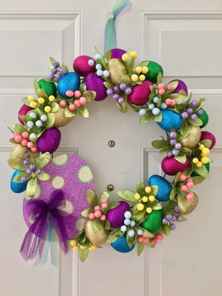 glitter-egg-garland-easter-door-decoration-ideas