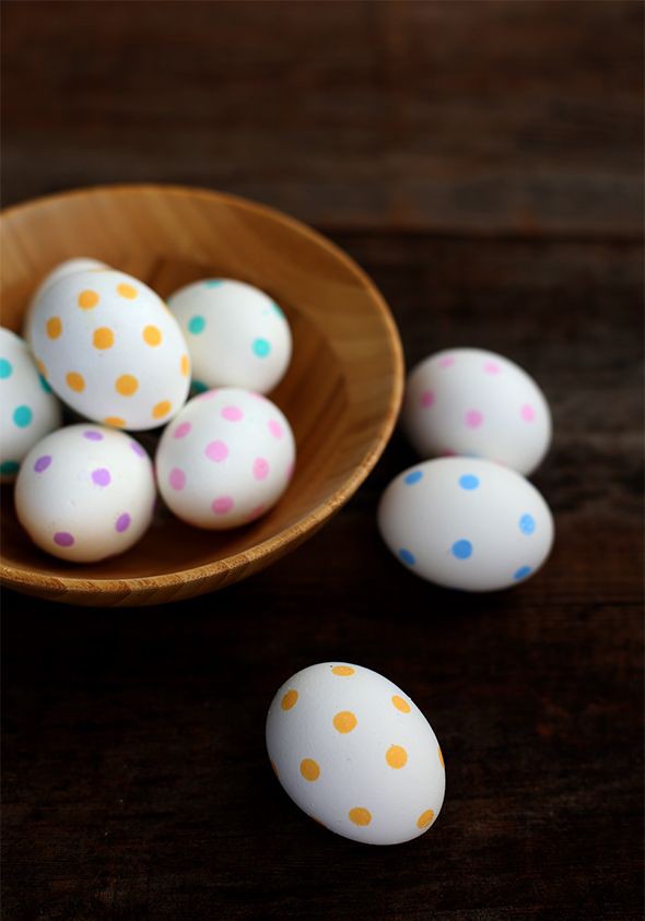 Polka-dot easter-eggs-decorating-ideas