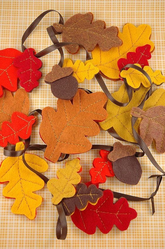 felt-leaf-garland-fun-and-creative-fall-craft