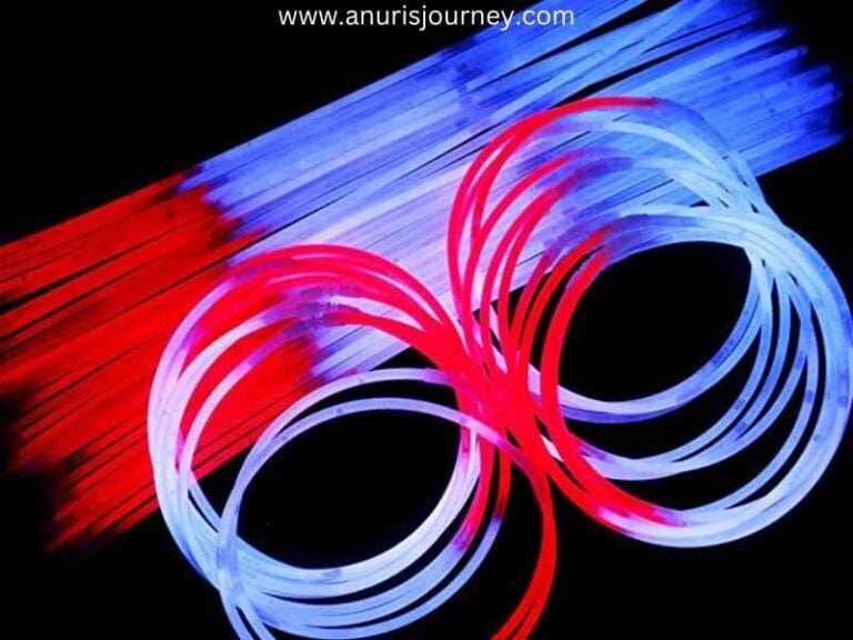 27 DIY GLOW-IN-THE-DARK DECOR IDEAS FOR A MAGICAL 4TH OF JULY NIGHT