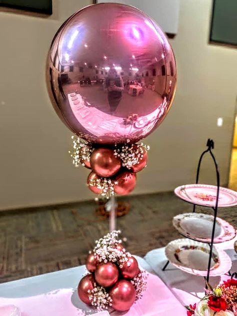 Balloon-Centerpieces-for-Tables-as-25-Gorgeous-Mothers-Day-Balloon-Decoration-Ideas-for-a-Memorable-Party.