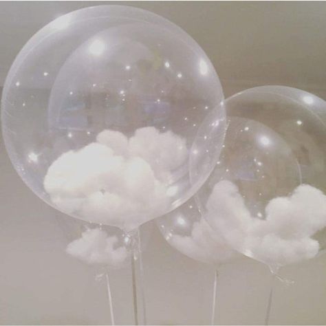 Balloon-Clouds-for-a-Dreamy-Effect.