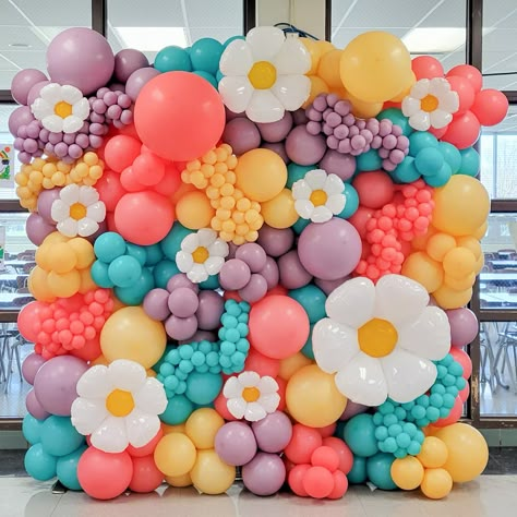 Balloon-Flower-Wall