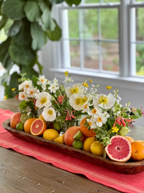 Floral-and-Fruit-Mix-as-39-Stunning-Mothers-Day-Centerpieces-That-Will-Elevate-Any-Table