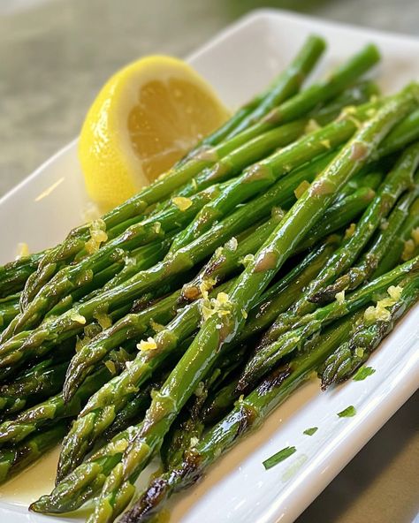 Grilled-Asparagus-with-Lemon-Zest-as-29-Crowd-Pleasing-4th-of-July-Side-Dishes-Everyone-Will-Love.