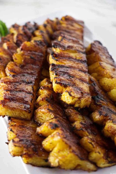 Grilled-Pineapple-with-Cinnamon-Sugar