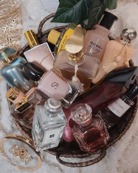 Luxury-Perfume-Basket