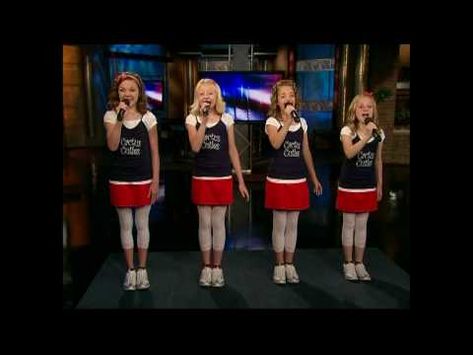 Star-Spangled-Karaoke-as-31-Genius-Ideas-for-a-Budget-Friendly-4th-of-July-Party.