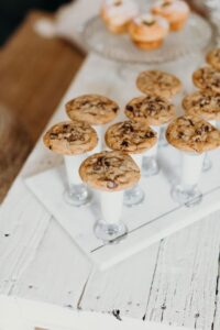 this is a Cookies and Milk Shots