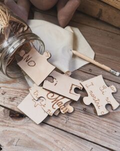 this is a DIY Puzzle Favors