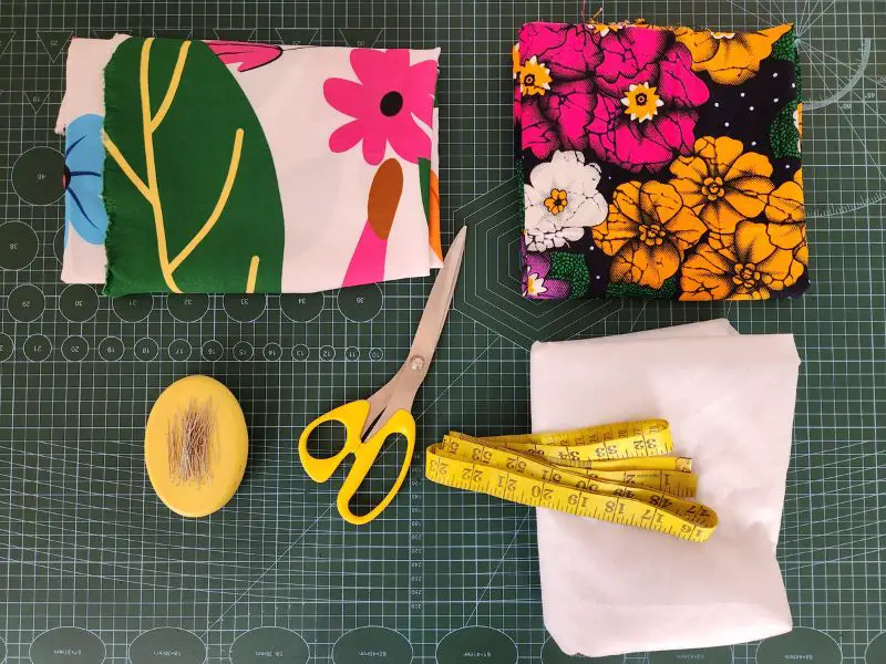 materials-needed-on-how-to-make-a-fabric-bookmark