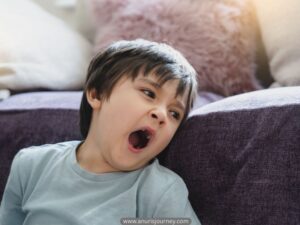 toddler-sleepy-cues-Toddler-Sleep-Schedules-that-actually-works