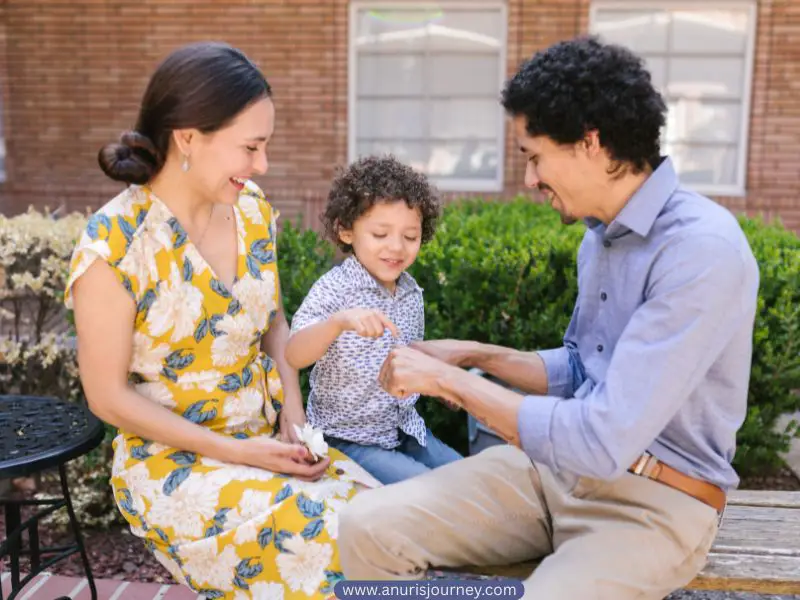 parents-saying-good-job-to-their-child