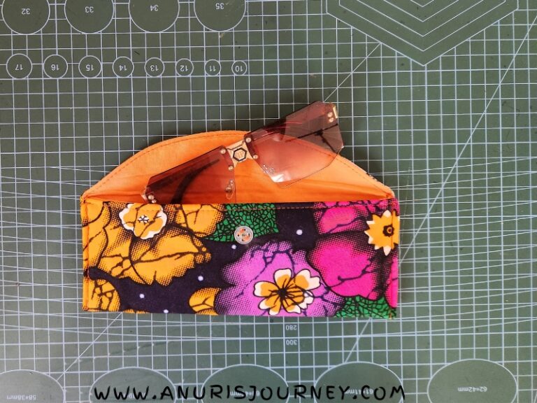 How to Make a DIY Fabric Sunglass Case