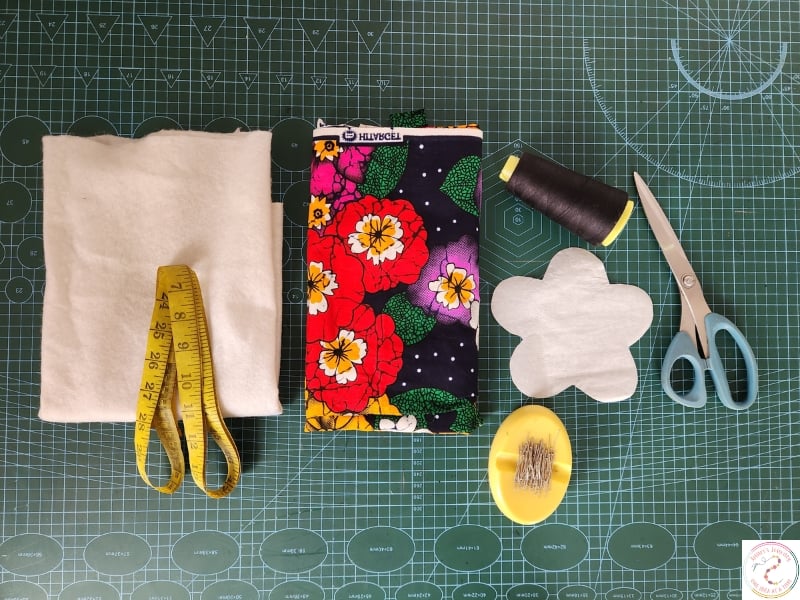 materials-needed-for-fabric-flower-coaster