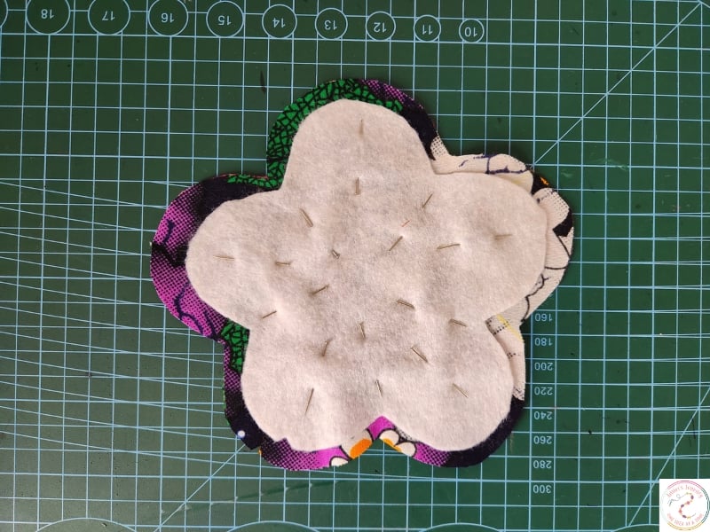 sew-the-flower-coaster-how-to-make-a-fabric-flower-coaster