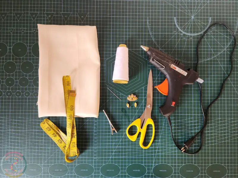 materials-needed-for-a-fabric-hair-clip