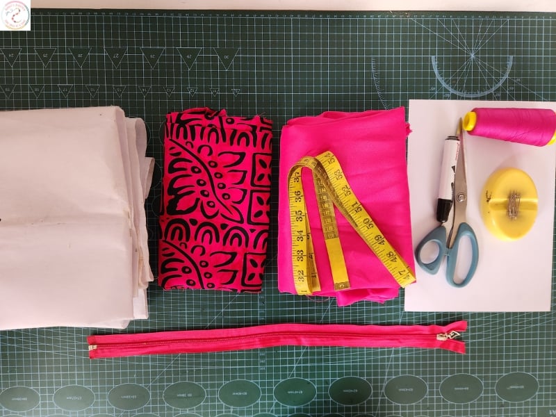 materials-needed-makeup-bag