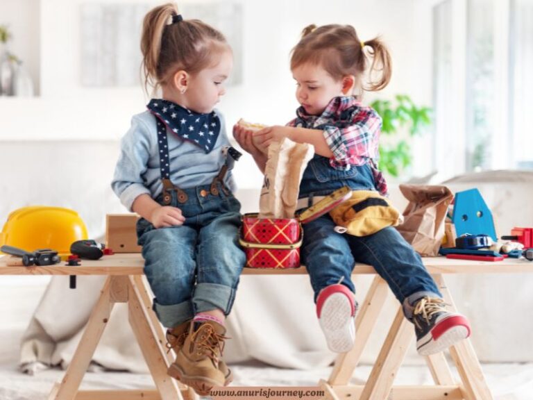 What to do when your toddler won&rsquo;t share (without forcing it)