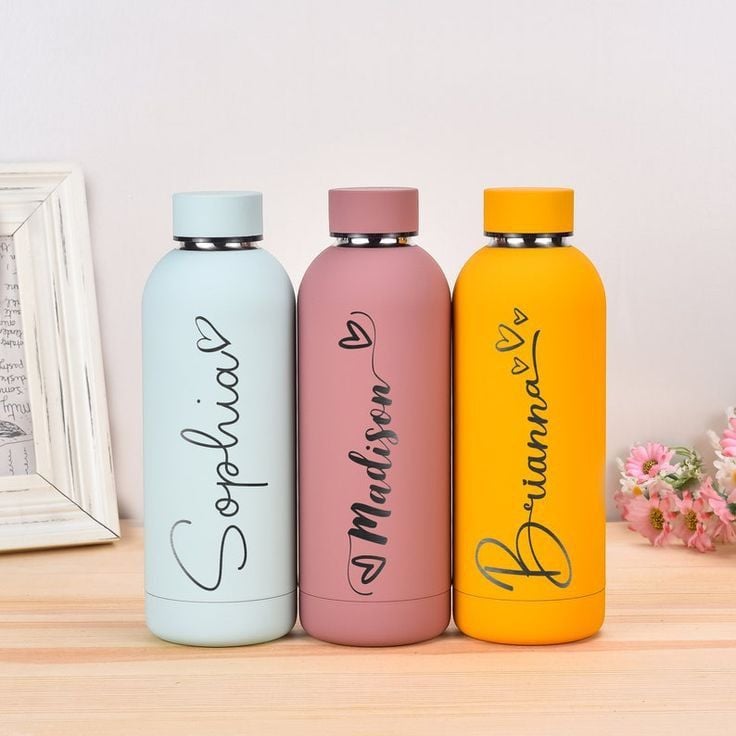 Personalized water bottle made with Cricut vinyl