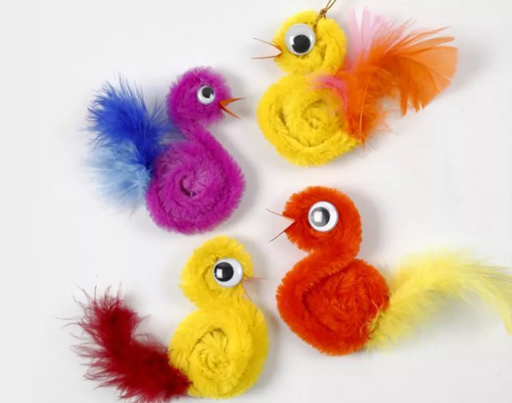 Pipe Cleaner Bird Crafts