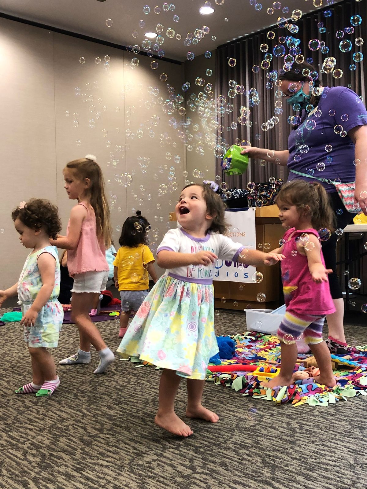 Bubble Play and Popping