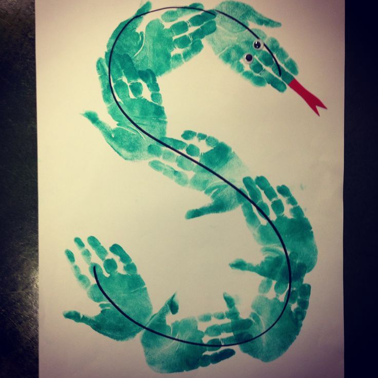 Handprint Snake