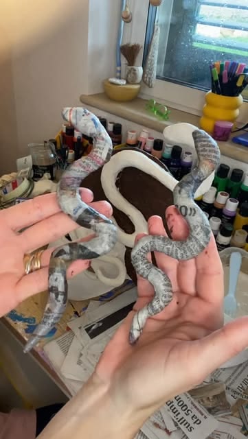 Newspaper Snake