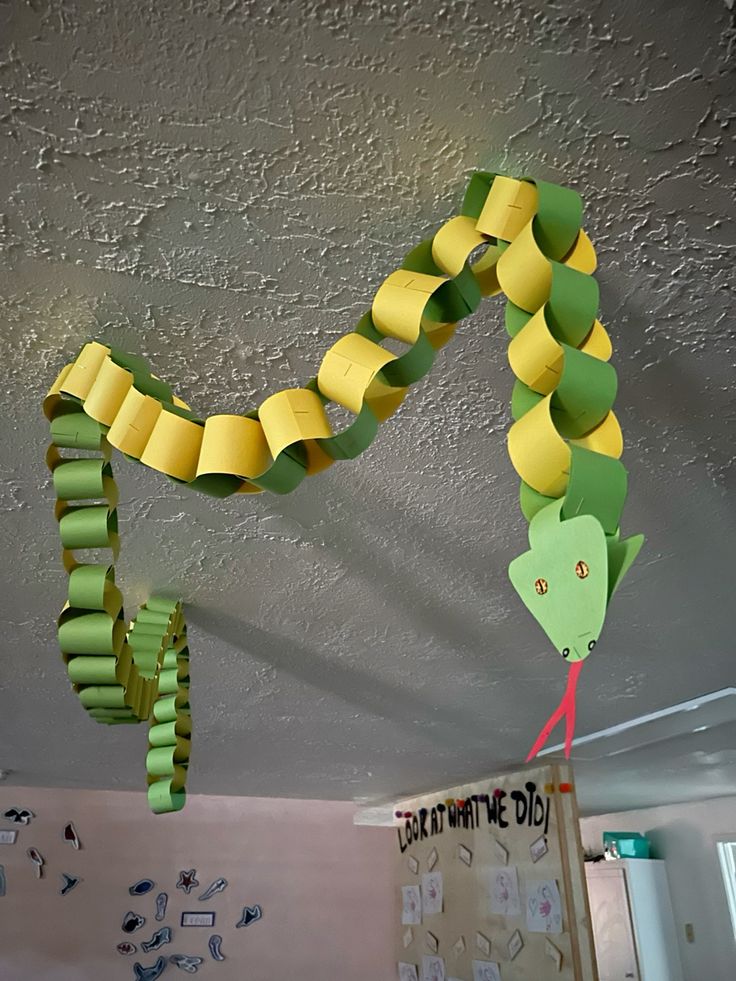 Paper Chain Snake