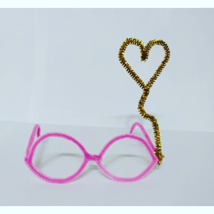 Pipe Cleaner Glass Shapes