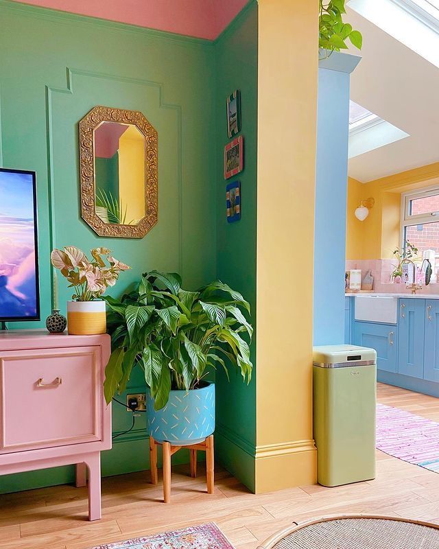 Use Contrasting Trim Colors