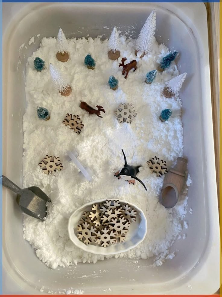  Winter Sensory Bin