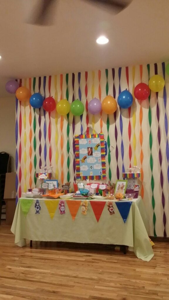 A-Colour-Blocked-Birthday-Wall.