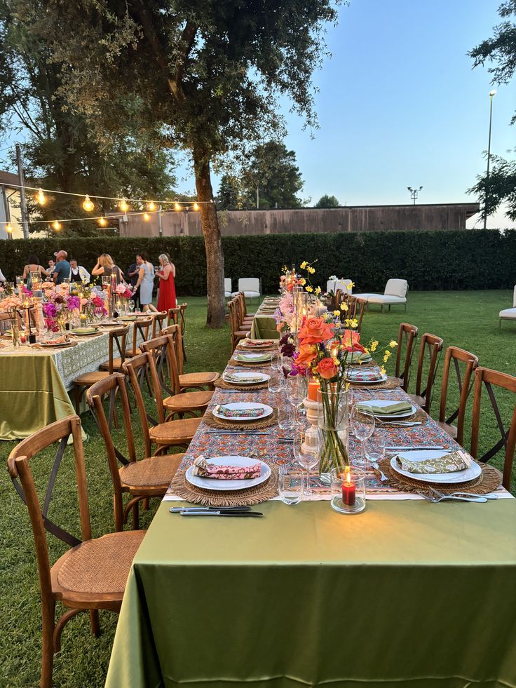 Backyard-Dinner-Party