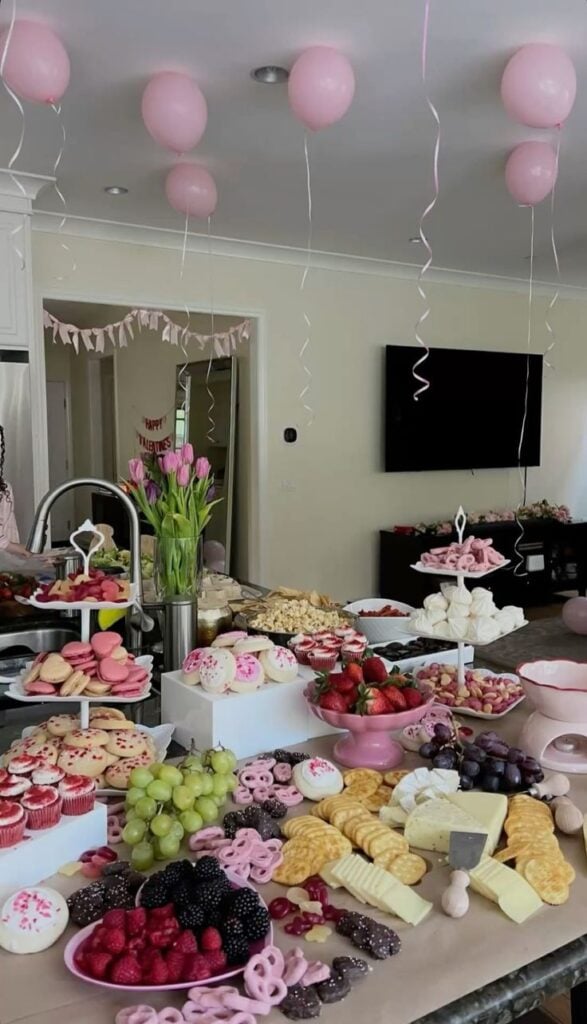 Birthday-Potluck-With-a-Clear-Rule