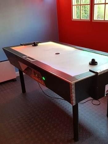 Create-a-DIY-Air-Hockey-Table